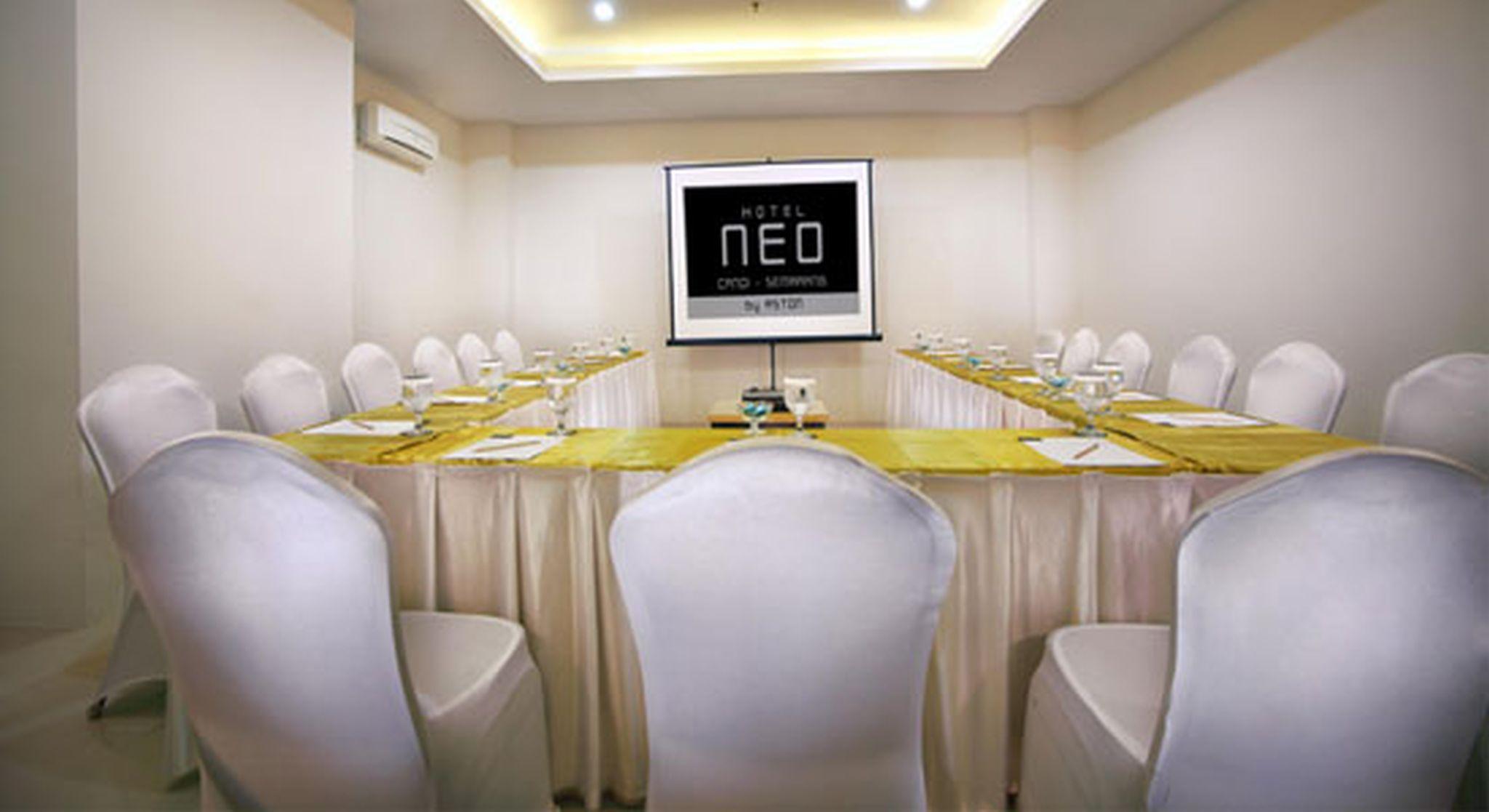 Hotel Neo Candi Simpang Lima - Semarang By Aston Exterior photo