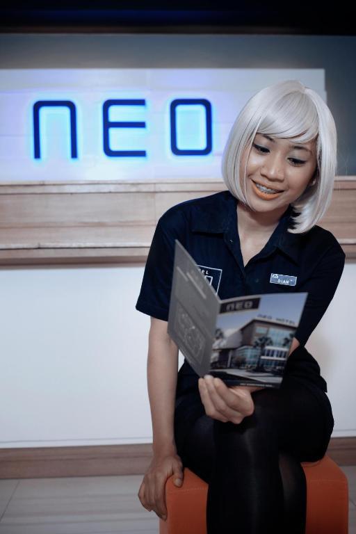 Hotel Neo Candi Simpang Lima - Semarang By Aston Exterior photo